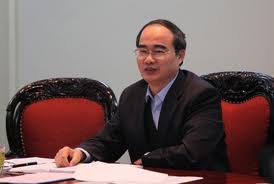 ທ່ານ Nguyen Thien Nhan ເຮັດວຽກ​​ຢູ່​ແຂວງ Ha Tinh